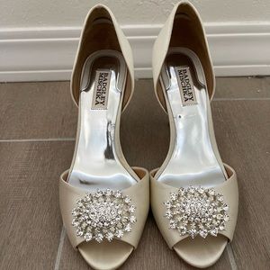 Badgley Mischka Rhinestone peep toe heels